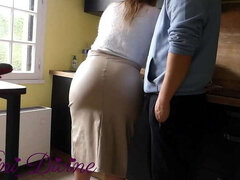 Nini Divine's Tight Leather Skirt Makes Her Crave a Huge Dick!