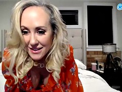 Tussi, Grosse titten, Blondine, Reif, Milf, Solo, Scherzbold, Netzkamera