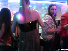 Grosser schwanz, Tanzen, Hardcore, Lingerie, Party, Ablutschen, Swingers, Titten