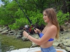 Gros cul, Blonde, Sucer une bite, Queue, Branlette thaïlandaise, Seins naturels, Pov, Rasée
