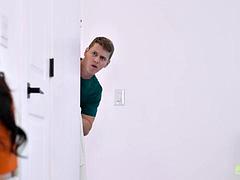 Азиатки, Минет, Брюнетки, Волосатые, Милф, От первого лица, Тату, Сиськи