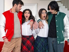 18 jaar, Grote kont, Grote lul, Grote mammen, Pijpbeurt, Hondjeshouding, Orgie, Mager