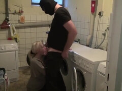 Notfick - Die widerliche Putzfrau aus dem Waschkeller