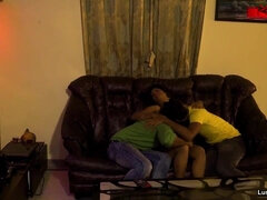 Culo, Gorda, Penetracion con dedos, Lamidas, Coño, Adolescente, Trio, Voyeur