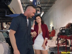 素人, デカパイ, 黒人, フェラチオ, 浮気者, 気狂い, 開帳, ヤリマン