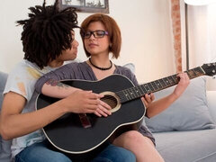 お尻, 異人種間, なめる, 自然山雀, ハメ撮り, オマンコ, 赤毛, 剃毛