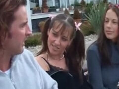 アナル, フェラチオ, 大学生, グループ, 母, 赤毛, オッパイの, ユニフォーム