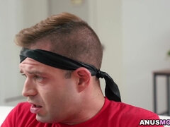 Kont, Lieveling, Grote lul, Pijpbeurt, Rondborstig, Moeder, Stiefmoeder, Taboe