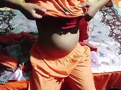 Desi Indian Bhabhi and Servant Sex video