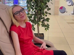 Экстремальный секс, Огромные размеры, Оргазм, От первого лица, На публике, Застенчивая, Сквиртинг, Туалет