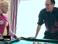 Минет, Семяизвержение, Папочка, Сперма на лице, Пальцем, Деньги, Табу, Сиськи