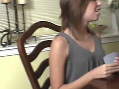 Arzt, Hardcore, Selbstgemacht, Reif, Weibliche ejakulation, Sich ausziehen, Flotter dreier, Ehefrau