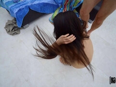Américain, Asiatique, Brunette brune, Queue, Seins naturels, De plein air, Rasée, Fessée
