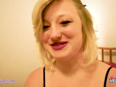 Blond, Pijpbeurt, Sperma shot, Diep in de keel, Hd, Slikken, Tiener, Tieten likken