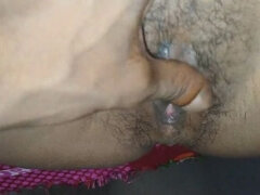Sucer une bite, Poilue, Hd, Énorme, Indienne, Seins naturels, Suçant, Épouse