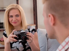 Cul, Blonde, Seins naturels, Pénis, Rasée, Maigrichonne, Adolescente, Nénés