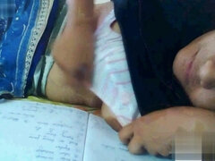 Shameless Indian MILF mind-blowing cam show video