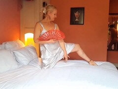 Mamada, Británico, Cfnm, Maduro, Pequeña, Coño, Medias largas