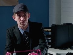 Hot office slut gets facialized after a great fuck