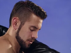 Anaal, Pijpbeurt, Rondborstig, Kokhalzen, Latijnse vrouw, Natuurlijke tieten, Shemale, Tatoeage