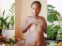 Gordita, Ébano, Gorda, Pies, Novia, Cocina, Masturbación, Orgasmo