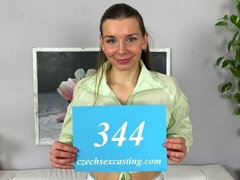 18, デカ尻, デカチン, フェラチオ, バック, 自然山雀, 恥ずかしがりや, オッパイの