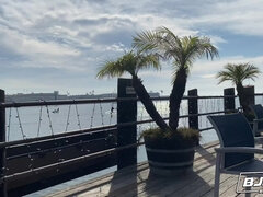 Arschlecken, Blasen, Kehlenfick, Zierlich, Pov, Dürr, Jungendliche (18+), Titten