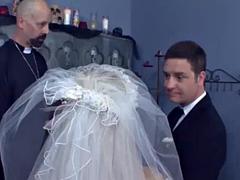 Красотки, Большие сиськи, Минет, Невеста, Секс без цензуры, Сиськи