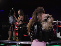 ブロンド, クラブ, 顔面騎乗, フォアサム, グループ, Hd, オマンコ, オッパイの