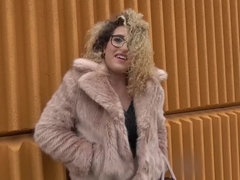 Enthousiasteling, Kont, Blond, Pijpbeurt, Hondjeshouding, Natuurlijke tieten, Buiten, Tieten likken