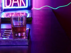 Bruinharig, Vies, Fetisj, Ondergoed, Moeder die ik wil neuken, Politie, Trio, Tieten likken