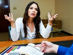 Mooi, Grote kont, Grote mammen, Pijpbeurt, Bruinharig, Hondjeshouding, Moeder die ik wil neuken, Kantoor