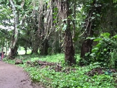 Amateur, Playa, Penetracion con dedos, Despelote, Peludo, Orgasmo, Al aire libre, Público
