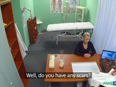 Blonde, Sucer une bite, Éjaculation interne, Médecin, Doigter, Infirmière, Bureau, Chatte