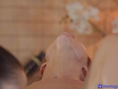 Morena, Lamidas, Tetas naturales, Aceite, Tetas, Juguetes, Vibrador, Mojado