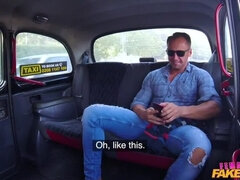 Sucer une bite, Voiture, Tromperie, Couple, Hd, De plein air, Chatte, Fessée