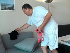 Blondine, Hundestellung, Grossvater, Lecken, Pornostars, Muschi, Jungendliche (18+), Eng