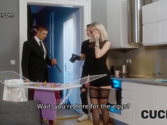 Anaal, Blond, Man die toekijkt, Hd, Man, Kousen, Tatoeage, Vrouw