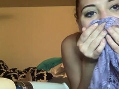 Brunette brune, Doigter, Branlette thaïlandaise, Mère que j'aimerais baiser, Nue  à poil, Seins naturels, Jouets, Webcam