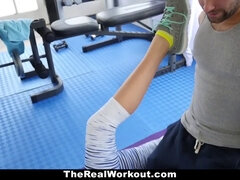 Grosse titten, Blasen, Sporthalle, Hd, Natürlich, Natürlichen titten, Rasiert, Jungendliche (18+)