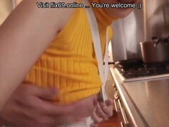 Красотки, Большие сиськи, Грудастые, Глубокая глотка, Японки, На кухне, Натуральные сиськи, Сиськи