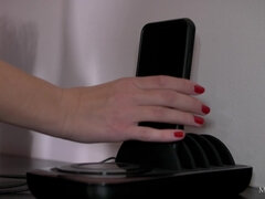 Lost Phone 2 - Antonia Sainz