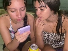 18 jahre, Freundin, Selbstgemacht, Indisch, Lesbisch, Muschi, Strümpfe, Spielzeuge