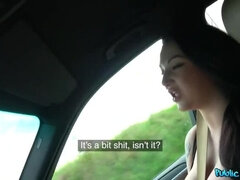 Amateur, Gros seins, Sucer une bite, Voiture, Branlette thaïlandaise, De plein air, Public, Nénés