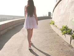 Amateur, Nana, Mère que j'aimerais baiser, Seins naturels, Nudiste, Chatte, Russe, Nénés