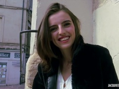 Blonde, Mignonne, Hard