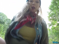 Enthousiasteling, Kont, Blond, Sperma in gezicht, Buiten, Gezichtspunt, Openbaar, Tieten likken