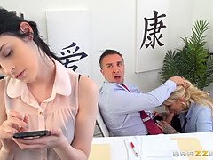 Anal, Grosse bite, Gros seins, Blonde, Sucer une bite, Plantureuse, Mère que j'aimerais baiser, Bureau