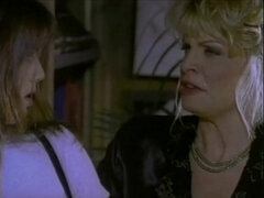 Cock-addicted vintage cougar in famous xxx movie