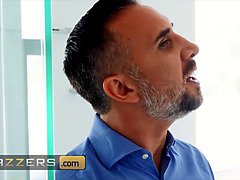 デカ尻, デカチン, ブロンド, フェラチオ, Hd, なめる, 剃毛, 締まりの良い